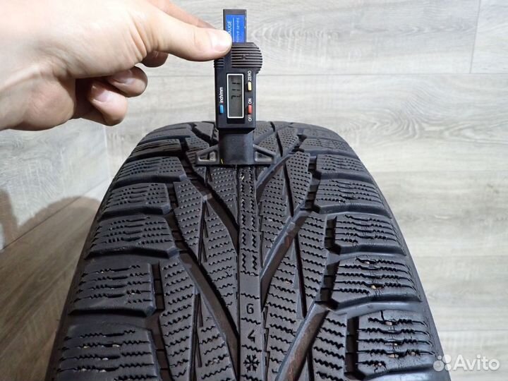 Nokian Tyres Hakkapeliitta R2 SUV 235/65 R17 108R