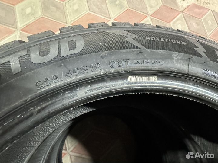 Compasal Winter Stud 235/45 R18 98T