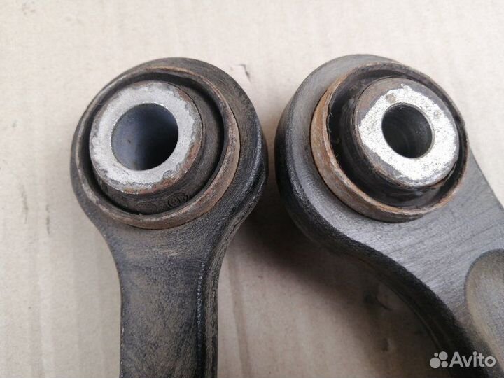 Рычаг поперечный задний левый Mercedes-Benz