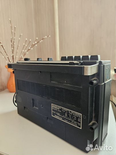 Магнитофон hitachi TRS 5302W