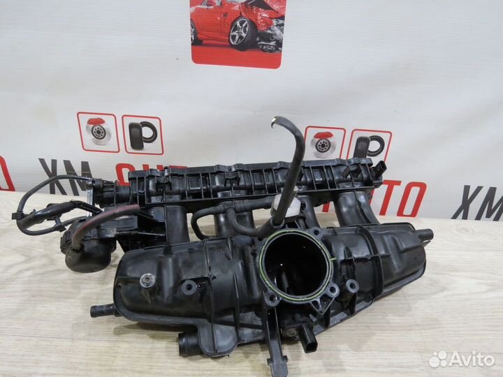 Коллектор впускной Audi Q3