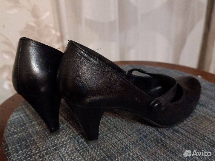 Классные Туфли 39 нат кожа черные