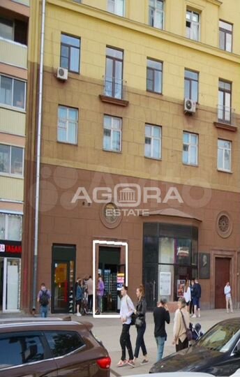 14,9 м2/ Аренда торгового помещения на Тверской