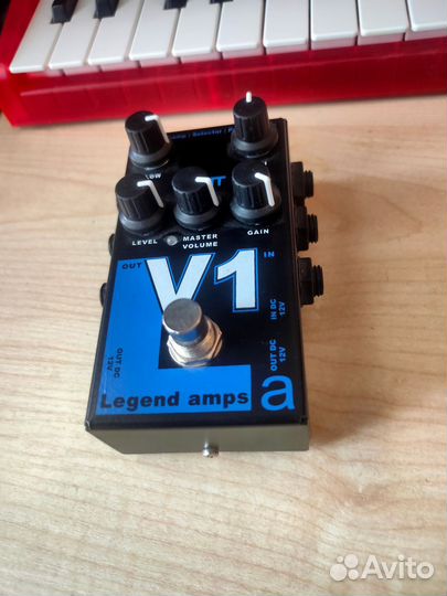 V-1 Legend Amps Гитарный предусилитель V1 AMT