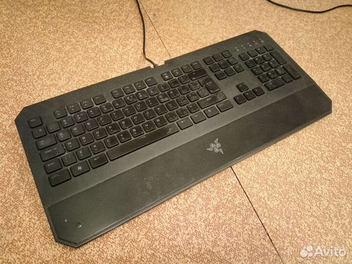 Игровая клавиатура razer deathstalker