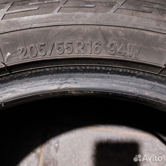 Nitto NT555 205/55 R16