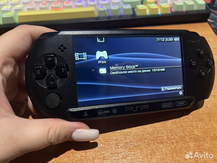 Sony psp e1008