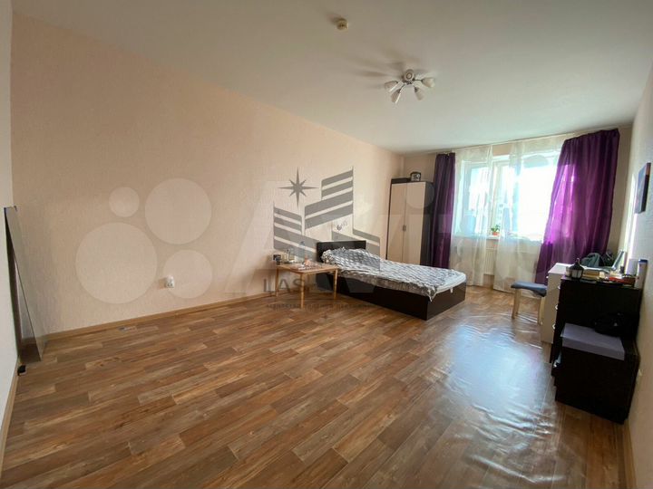 4-к. квартира, 95 м², 9/9 эт.