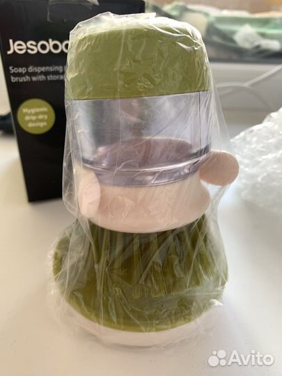 Щетка для мытья посуды с дозатором