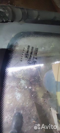 Заднее стекло ваз 2110