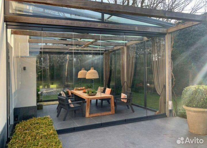 Система для безрамного остекления Pivot