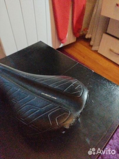 Седло для велосипеда specialized