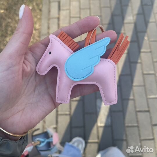 Брелок на сумку