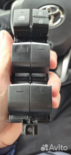 Блок управления стеклоподъемниками RAV4 XA50