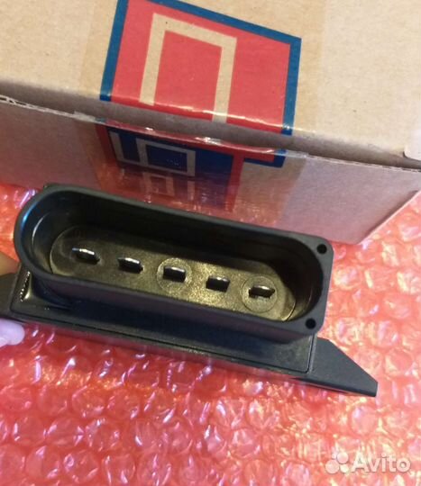 Блок управления топливным насосом vag 8K0906093F