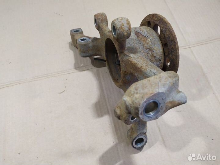 Цапфа/кулак поворотный передний правый Mercedes-Benz GLK-Class