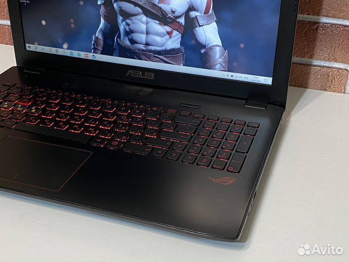 Игровой Asus ROG i5\12gb\GTX950\ssd128+1Tb ноутбук