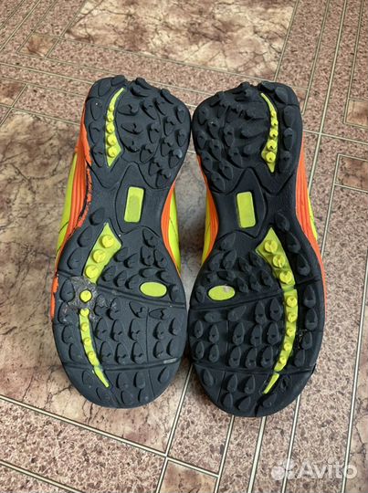 Детские бутсы