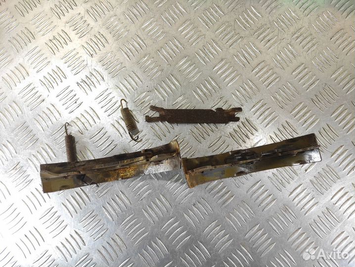 Механизм ручника Daihatsu Atrai 7