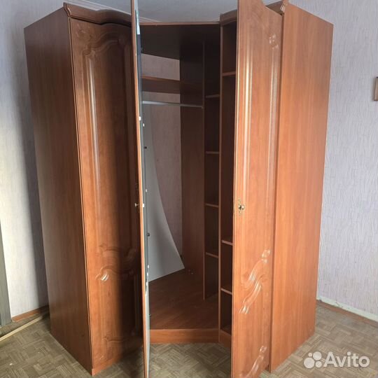 Угловой шкаф бу