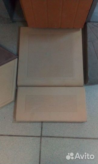 Ступень вибролитая бетонная, 25*30*3 см, красный