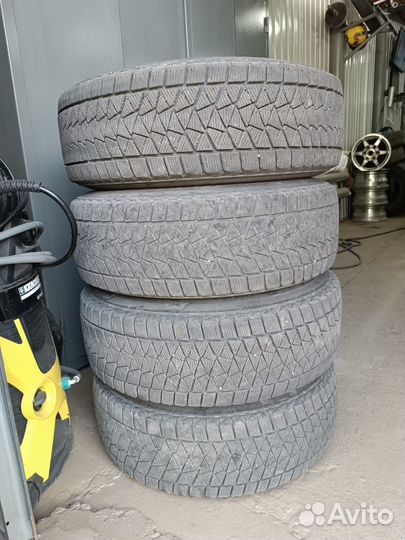 Bridgestone Blizzak Ice 205/70 R15 96S