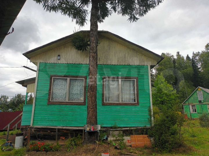 Дача 40 м² на участке 4,5 сот.
