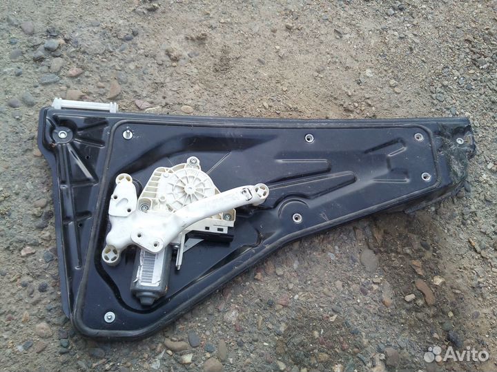 Стеклоподъемник land rove Discovery 3 задний левый