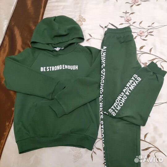 Костюм 122 раз. wanex