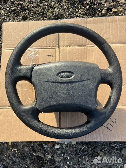 Руль на приору