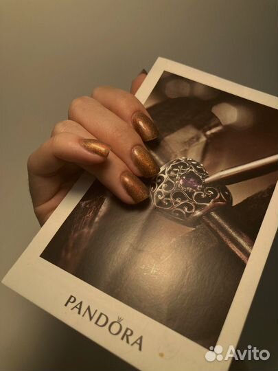 Маникюр, модель