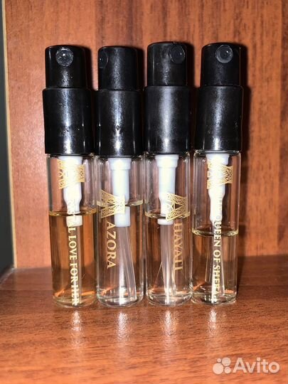 Attar collection Azora, Hayati