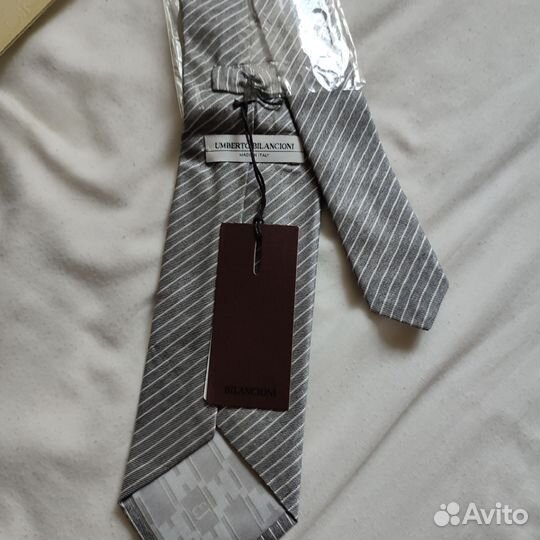 Шёлковый галстук новый Umberto Bilancioni