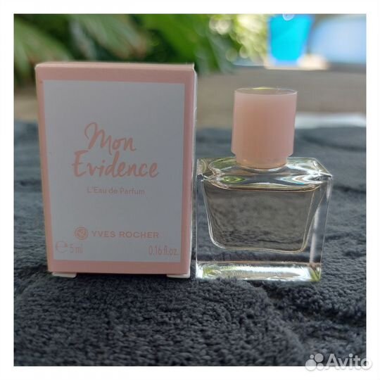 Набор миниатюр парфюма Ив Роше и Мюглер