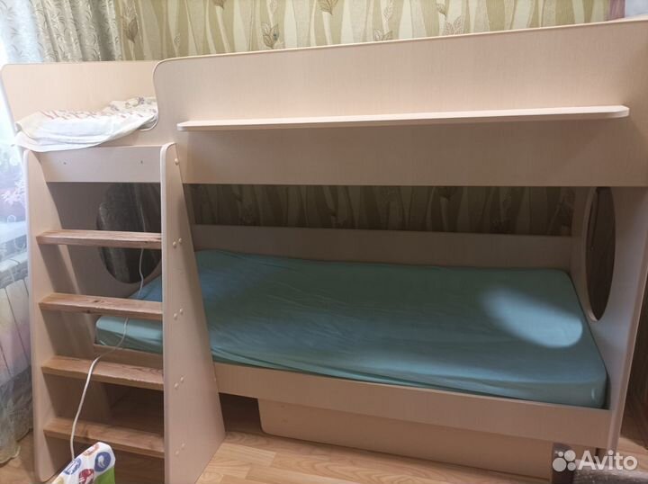 Двухъярусная кровать бу
