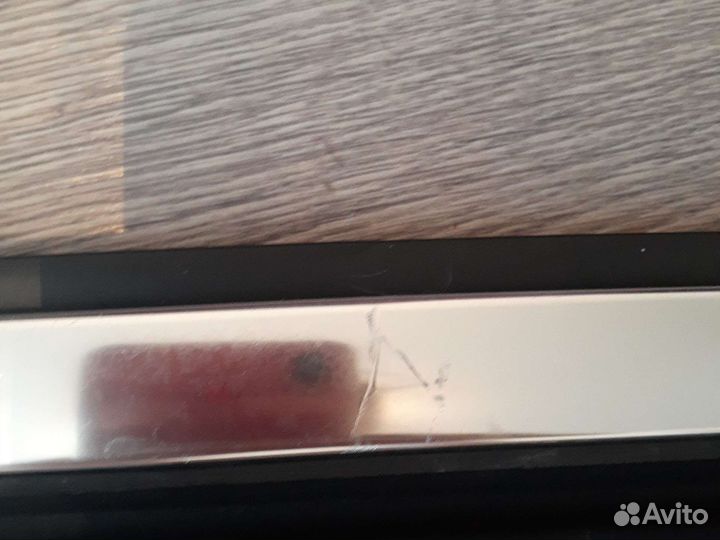 Уплотнитель стекла Mercedes E-Class W213 передний