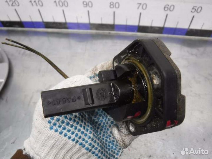 Датчик уровня масла Volkswagen Polo хэтчбек BUD