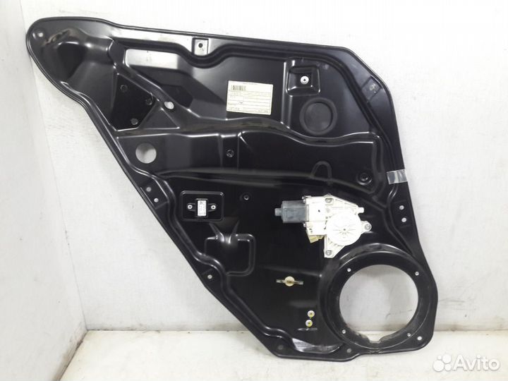 Стеклоподъемник двери задней левой Mercedes X164