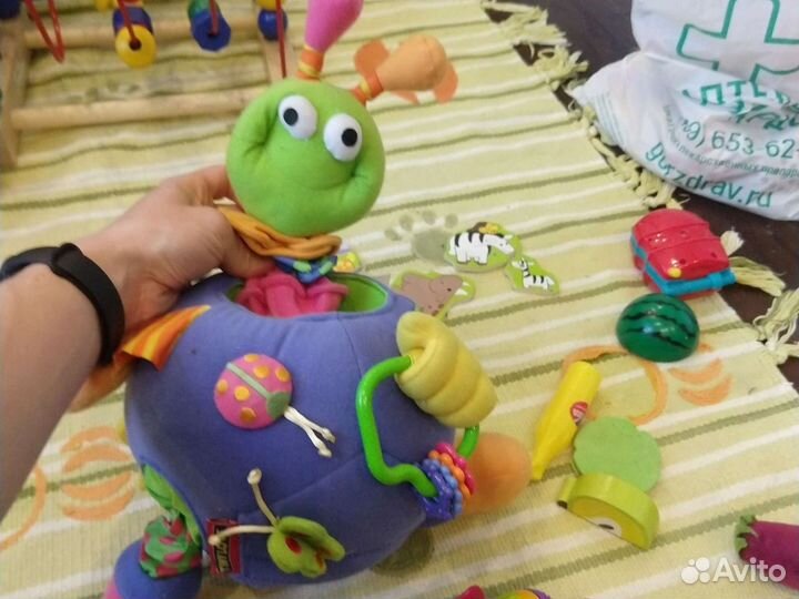 Развивающий мяч Tiny love гусеница