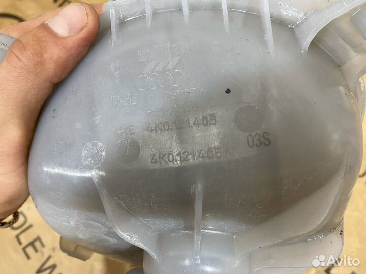 Бачок расширительный Audi A6 C8 4K 2020 4K0121403