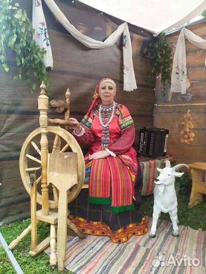 Музыкальный руководитель в частной организации