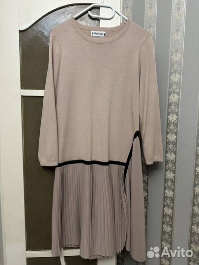 Платье вязаное женское