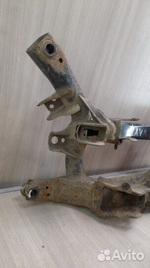 Подрамник передний Toyota Rav4 Xa30 XA30 2azfe 2.4