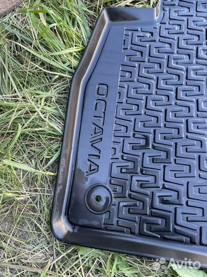 Автомобильные коврики резиновые