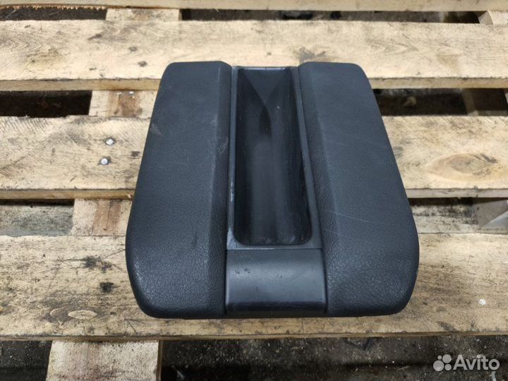 Подлокотник Bmw 5 E39 M52B28 1998