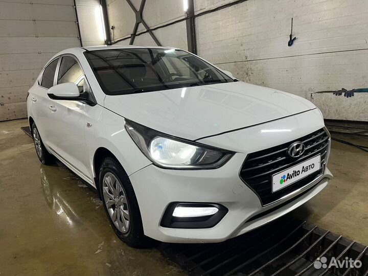 Hyundai Solaris 1.4 AT, 2017, 185 000 км