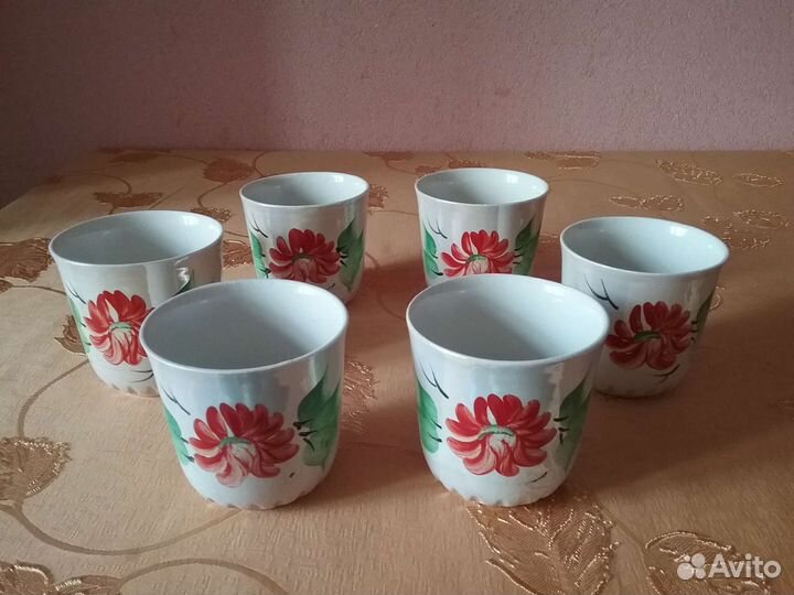 Набор кружек и кувшин