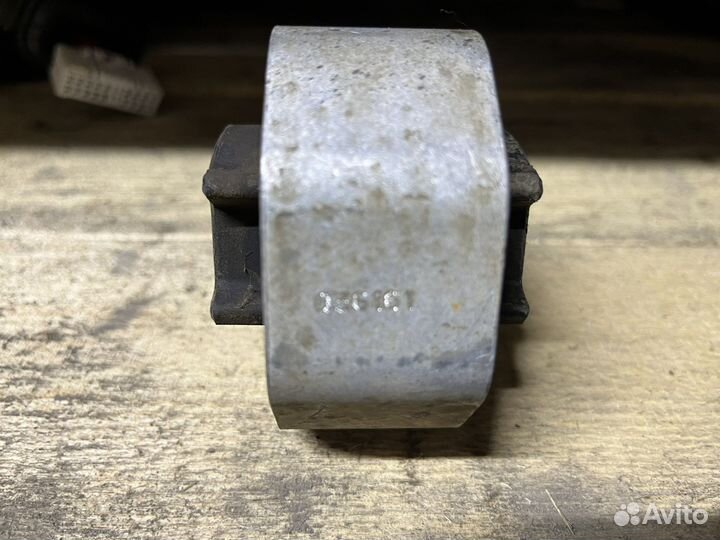 Опора двигателя задняя ford fiesta mk 6