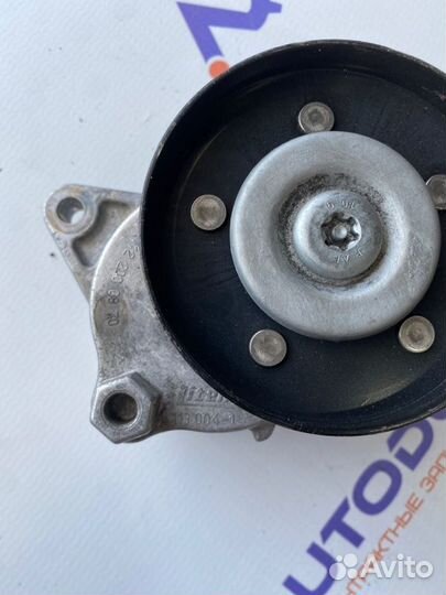 Натяжитель ремня генератора Mercedes E W211 M112