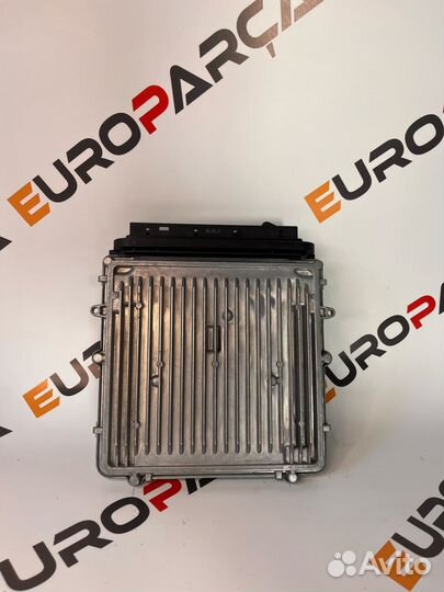 Блок управления двс BMW X6 E71 N57 DDE 8512411